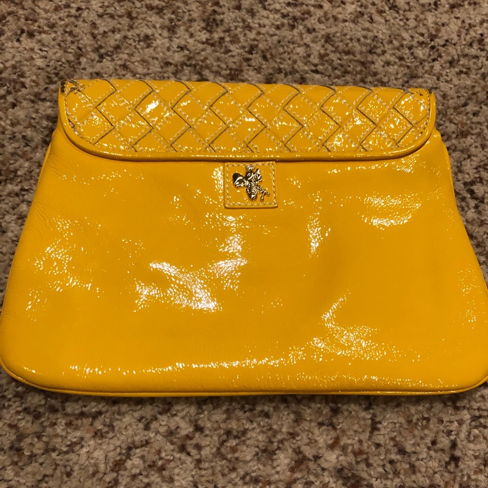 Bright yellow clutch. - Picture 2 of 5